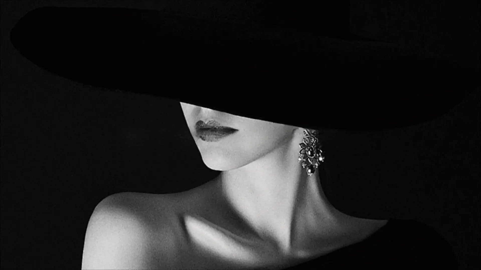 “dirty talk”究竟是什么?探索亲密关系中的语言艺术 一