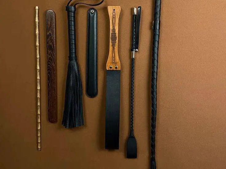 在BDSM中如何善用“tickle”增添乐趣与刺激 一